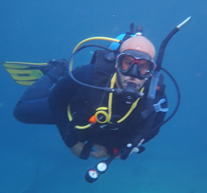 Jaime Hurtado 2019 Buck's Scholarship Recipient SCUBA Diving